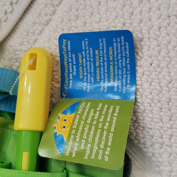 MELISSA & DOUG PRETTY PETALS TOTE/GREEN - Picture 3 of 6